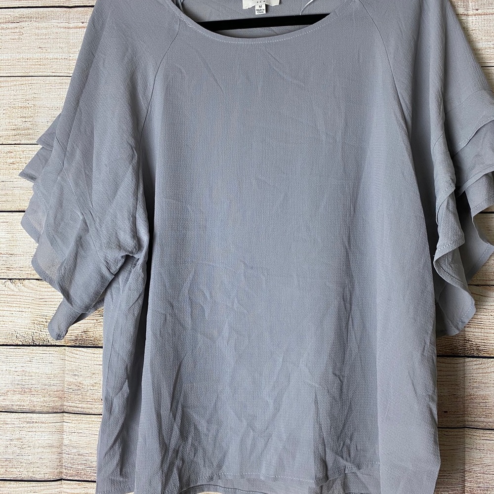 Umgee medium flutter sleeve top